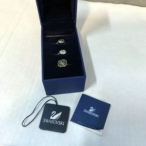 BRAND NEW!  SWAROVSKI THREE RING SET / SIZE 7